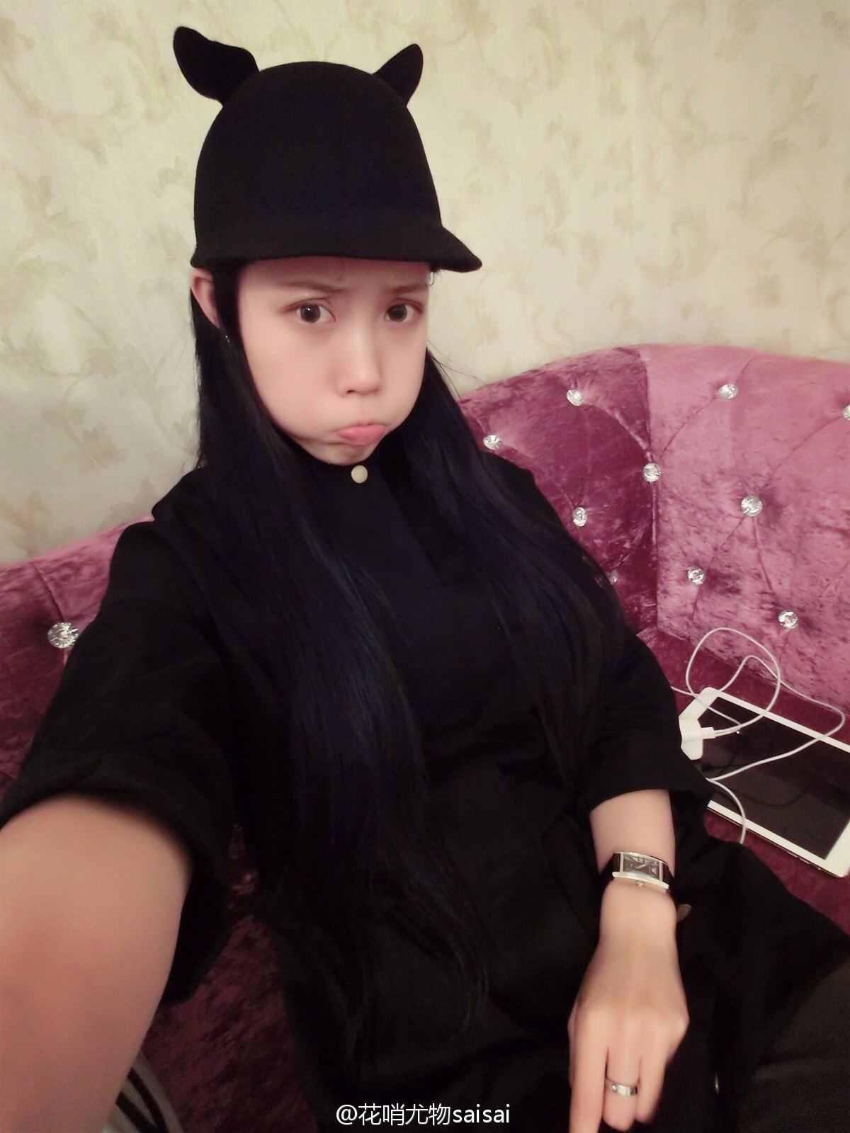 花哨尤物saisai的微博列表微女郎